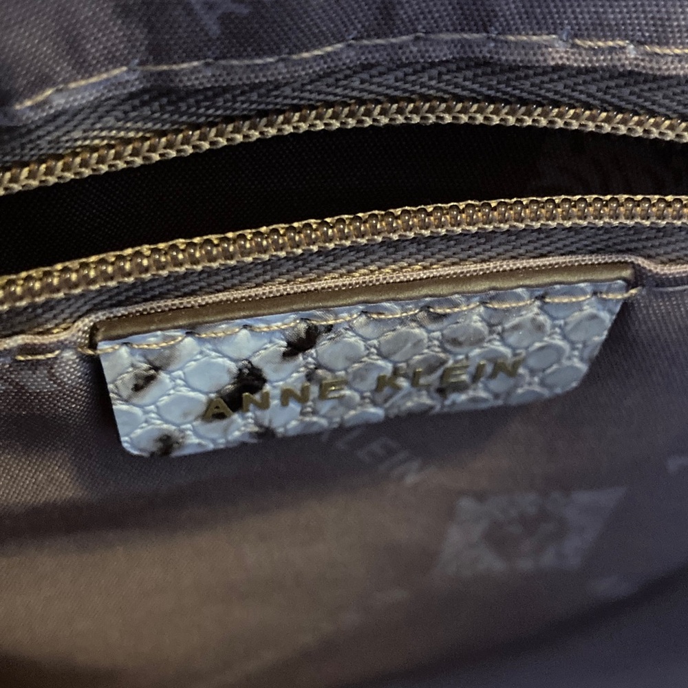 Anne Klein Women's A-Hinge Snake-Print Tote NWOT - Picture 8 of 9